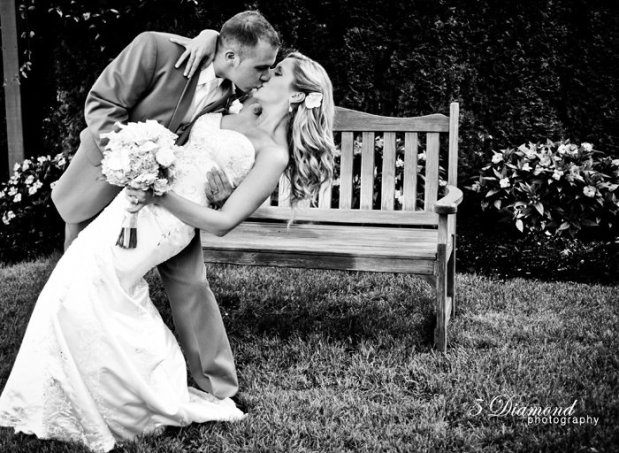 301056_10100319447102331_515228966_n